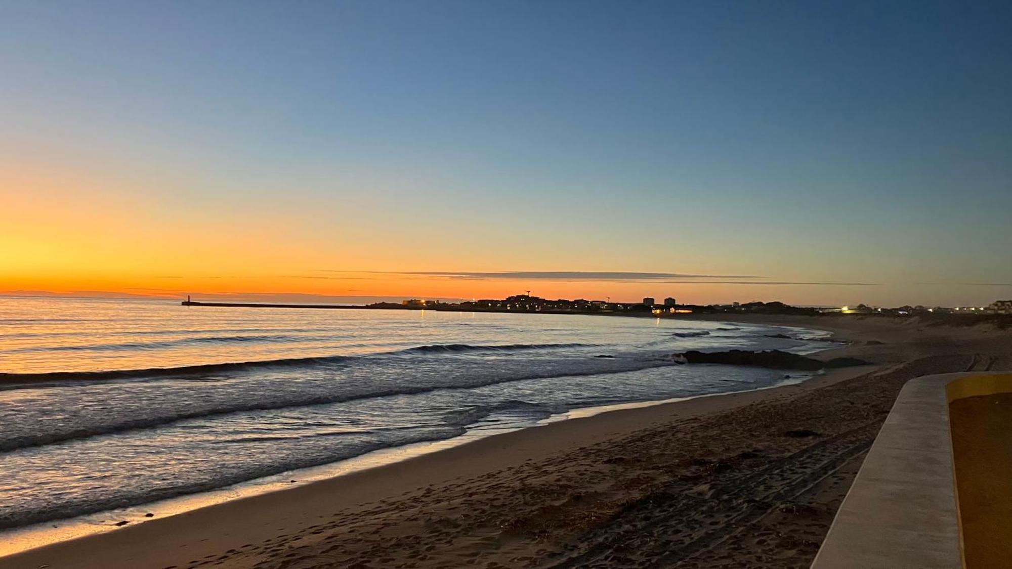 Casa Na Praia Азурара Экстерьер фото